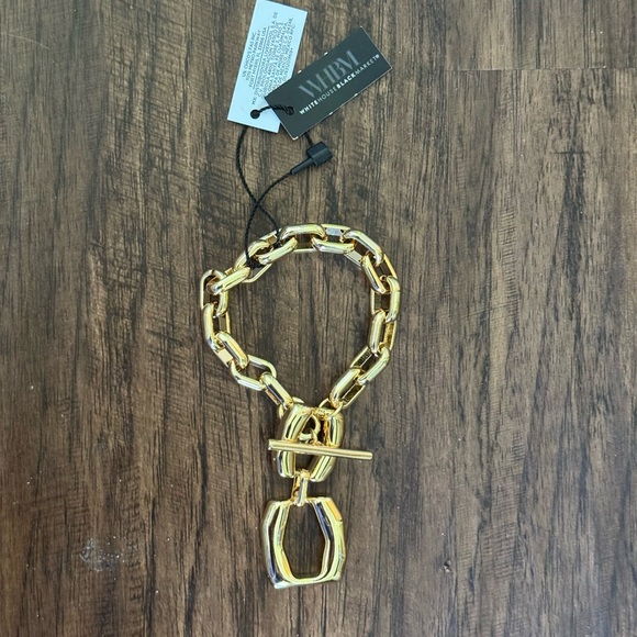 WHBM Gold double links toggle Bracelet - Picture 14 of 16